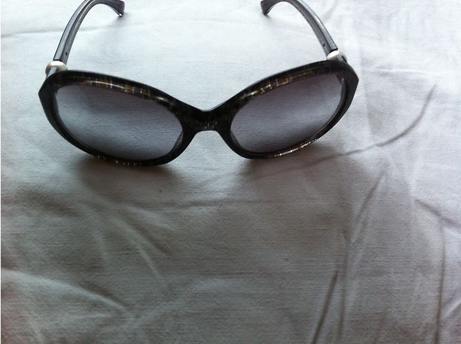 Gafas de sol Chanel Sublime Tweed Gris Redondas - vista 5
