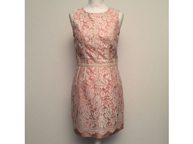 Vestido D&G de renda rosa e ecru - vista 3