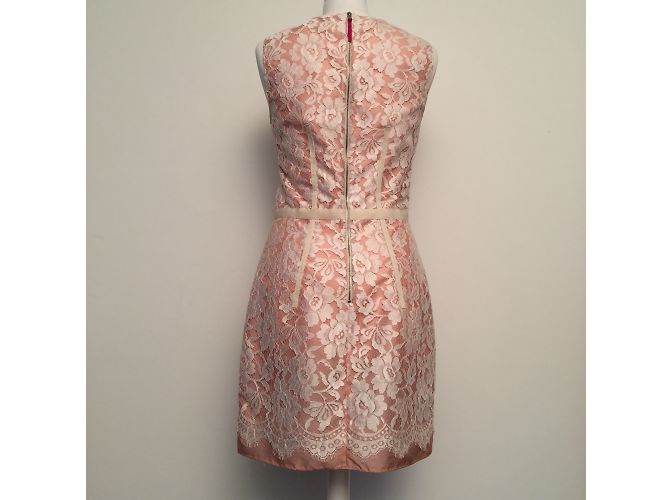 Vestido D&G de renda rosa e ecru - vista 5
