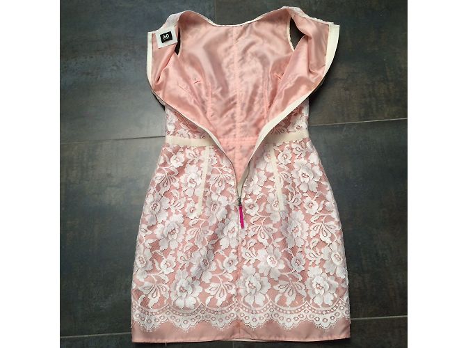 Vestido D&G de renda rosa e ecru - vista 6