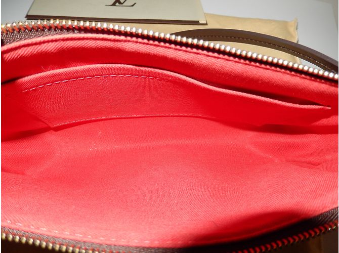 Louis Vuitton Bolsos de embrague Castaño - vista 4