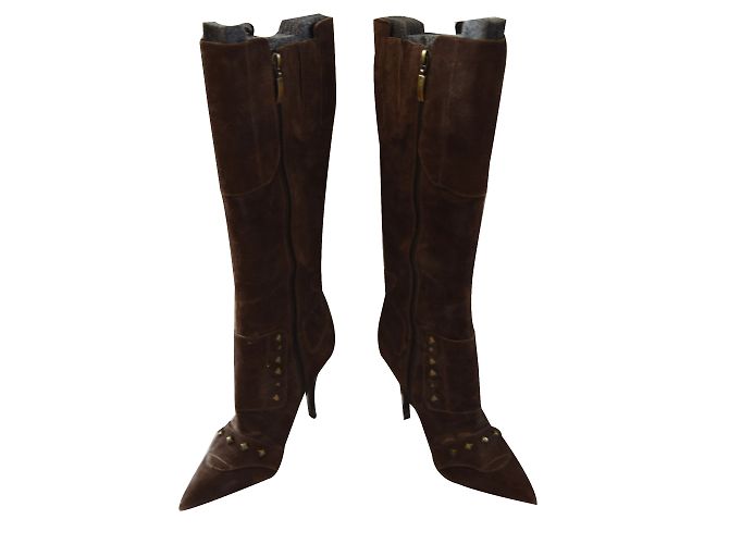 Botas Guess Marrones de Nubuck con Tachuelas Metálicas Castaño - vista 2