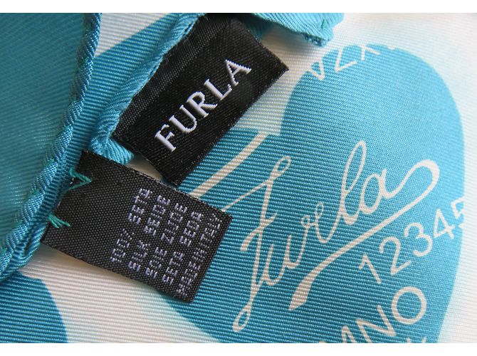 Furla Cachecol - vista 3