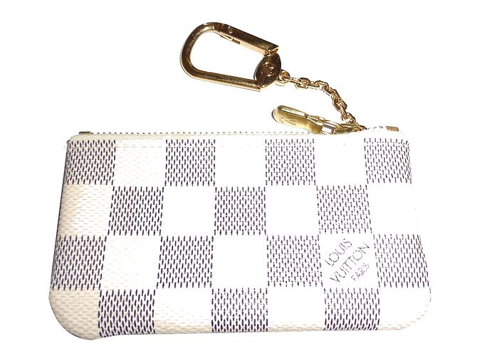 Louis Vuitton Pouch keychain Multiple colors - view 2