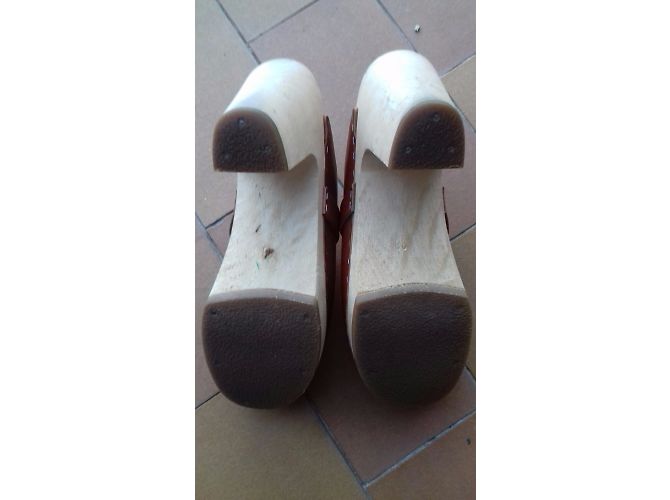 Swedish Hasbeens Clogs Dark red - view 4