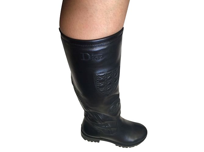 Botas Christian Dior en cuero negro - vista 2