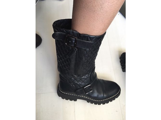 Chanel Lederstiefel Schwarz Größe 35 - Ansicht 3
