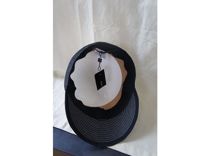 Bcbg Max Azria cappello - vista 3