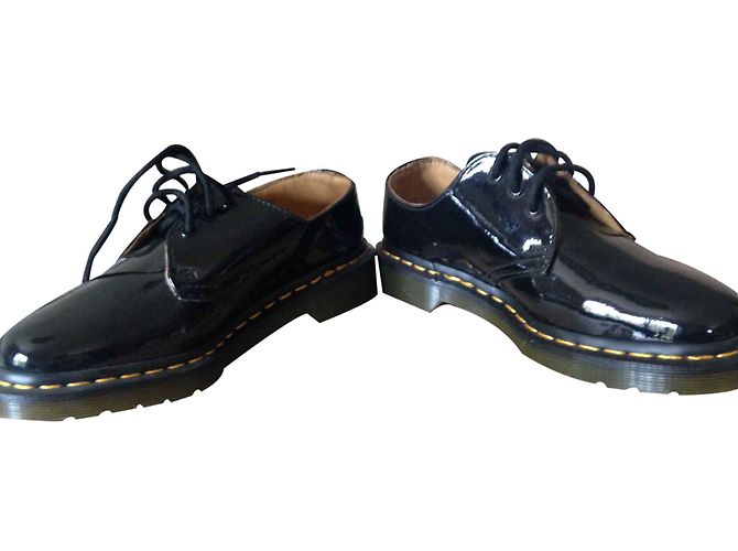 Dr. Martens Lace ups - vista 2