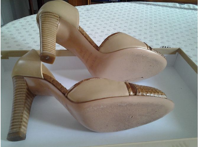Sergio Rossi Pumps aus beige Leder und Python 35 - Ansicht 4