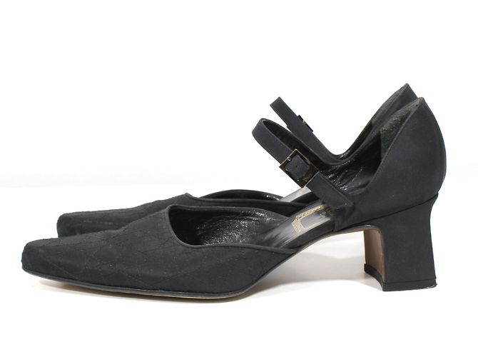 Dior Lady Dior Pumps aus schwarzem Stoff Größe 38 - Ansicht 4