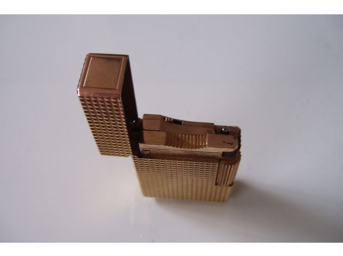 St Dupont Vintage lighter - view 6