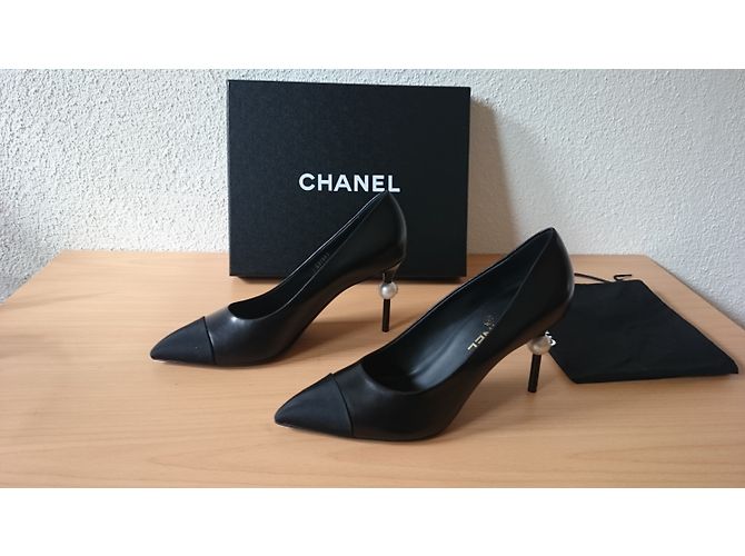 Chanel Heels Black - view 3