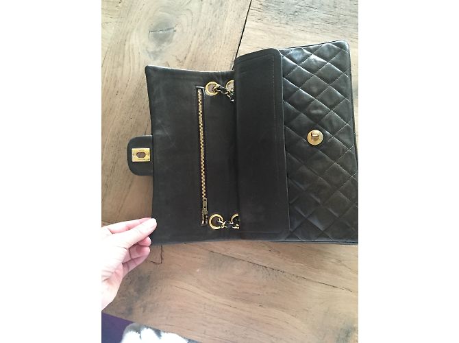 Timeless Chanel Medium classico 2.55 Flap Bag rivestito Castagno - vista 3