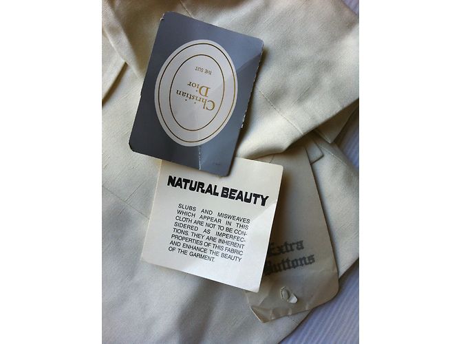 Tailleur Christian Dior Eggshell em Rayon Fora de branco - vista 8