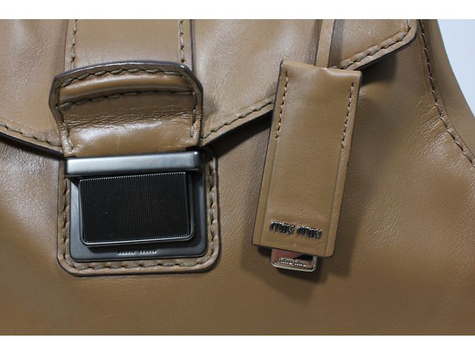 Borsa a mano Miu Miu Pattina Montana in pelle Cognac - vista 10