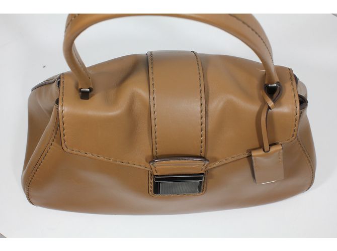 Borsa a mano Miu Miu Pattina Montana in pelle Cognac - vista 18