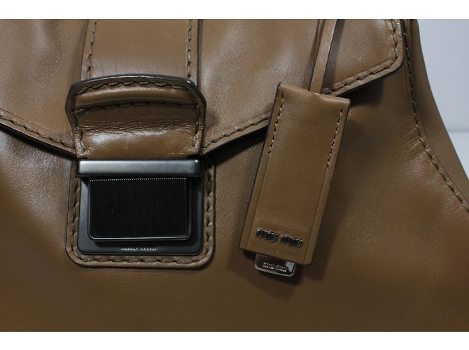 Borsa a mano Miu Miu Pattina Montana in pelle Cognac - vista 9