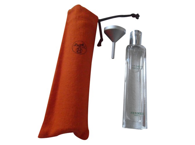 Hermès Spray nómada recargable Caramelo - vista 2