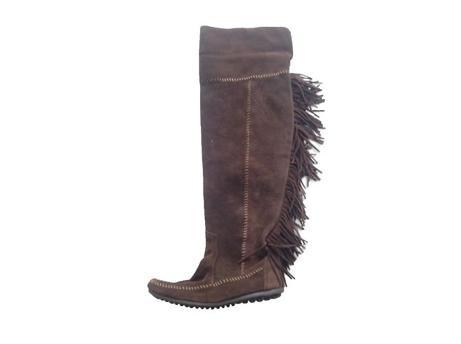 Botas Minnetonka x maje Castaño - vista 2