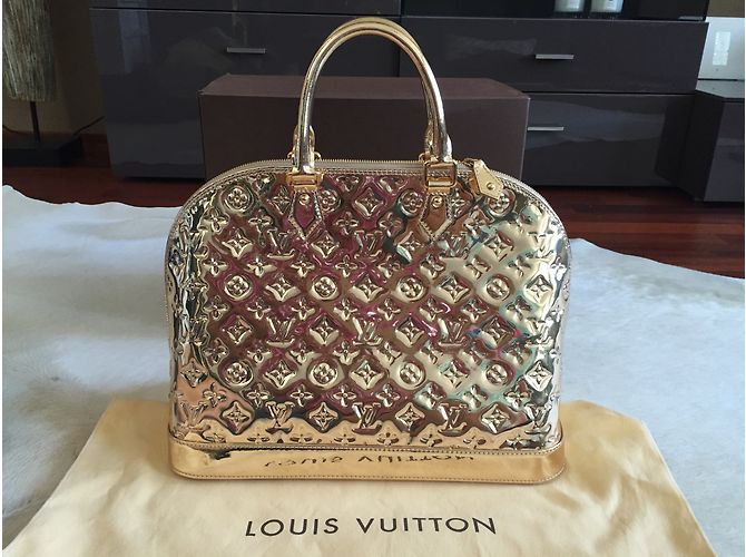 Louis Vuitton ALMA MM MIROIR DORE GOLD - EDIZIONE SPECIALE D'oro - vista 10