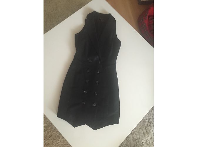 Vestido negro sin mangas de doble botonadura John Richmond - vista 7