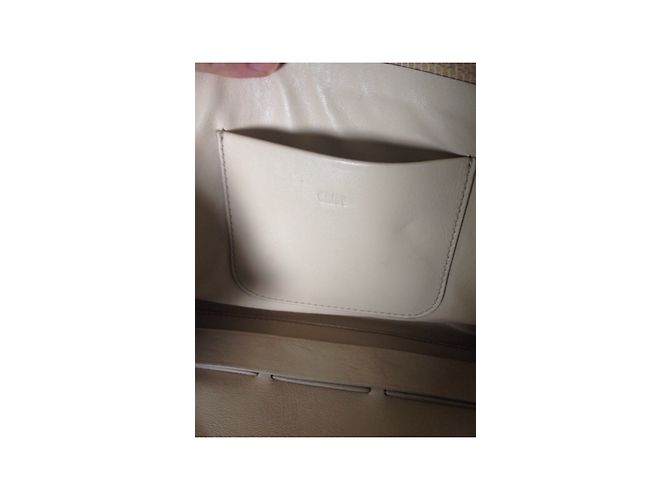 Pochette Chloé in pelle beige - vista 9