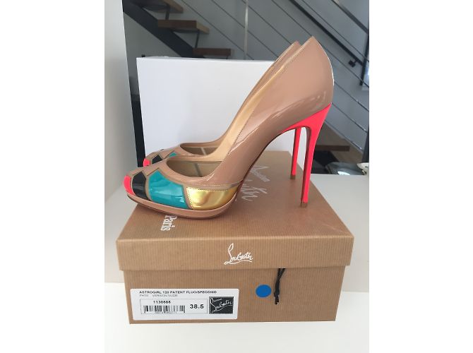 Christian Louboutin Tacchi - vista 3