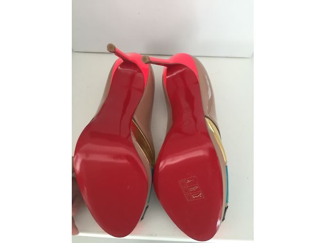 Christian Louboutin Tacchi - vista 4