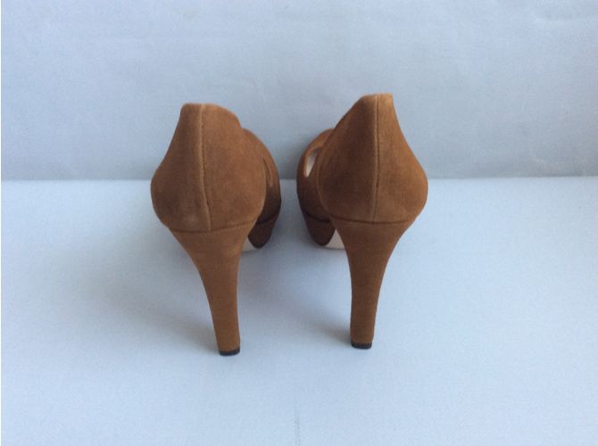 Décolleté Paco Gil in Nubuck Caramello - vista 3