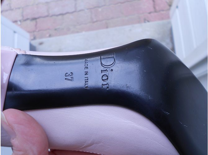 Décolleté Dior in pelle rosa con fiocco - vista 8