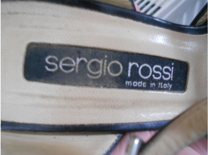 Sandali Sergio Rossi in vernice nera Nero - vista 4