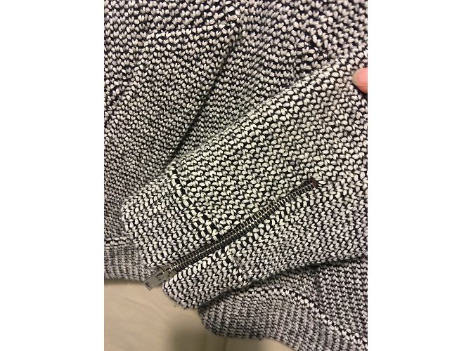 Pull Iro Gris avec Zips aux Manches - vue 3