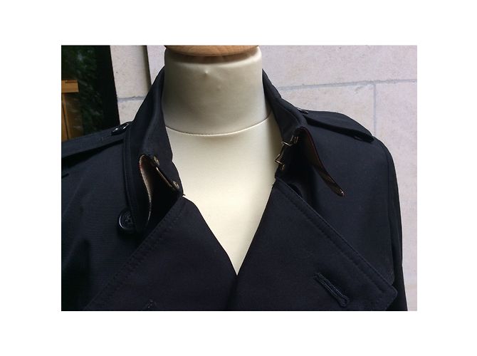 Gabardina Burberry Negra de Algodón Negro - vista 4