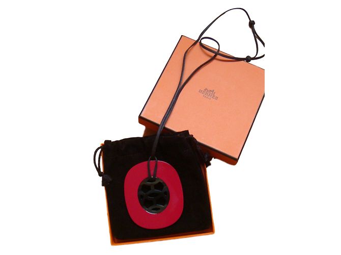 Hermès Aufzug Rot - Ansicht 2