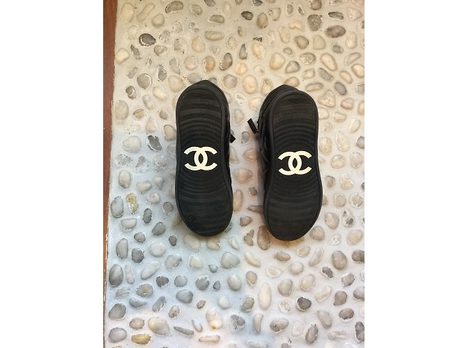 Chanel scarpe da ginnastica Nero - vista 4