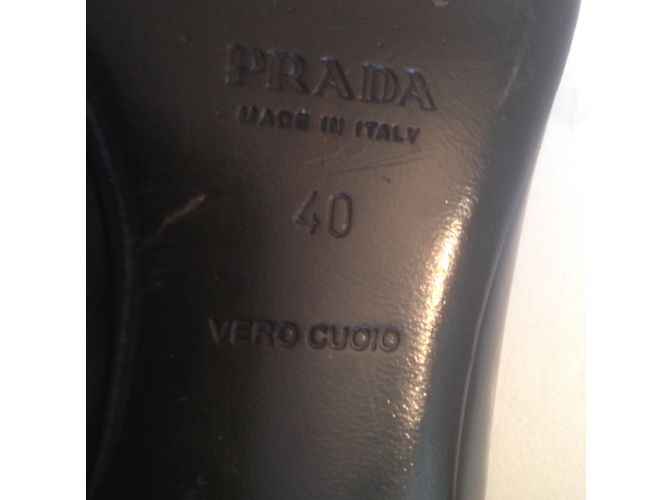 Décolleté Prada in pelle nera taglia 40 Nero - vista 7