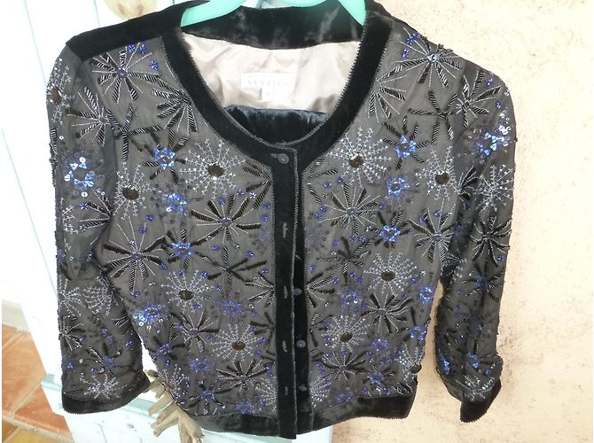 Giacca Armand Ventilo in Velluto Nero con Perline Blu - vista 6