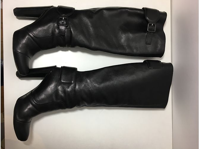 Louis Vuitton Black Leather Boots Size 38.5 - view 8