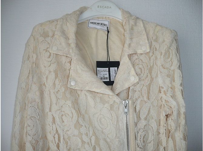 American Retro Lace Jacket Eggshell Size 38 - view 3