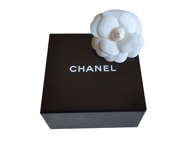 Chanel broche de camelia Blanco - vista 2