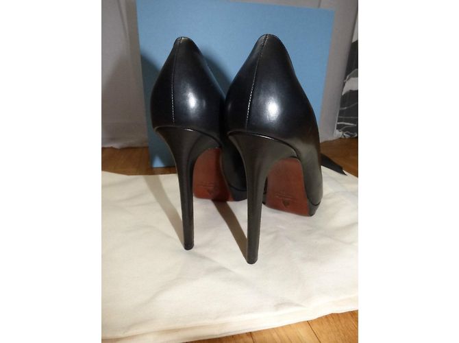 Lanvin Leder Pumps in Schwarz mit Schleife Größe 41 - Ansicht 10