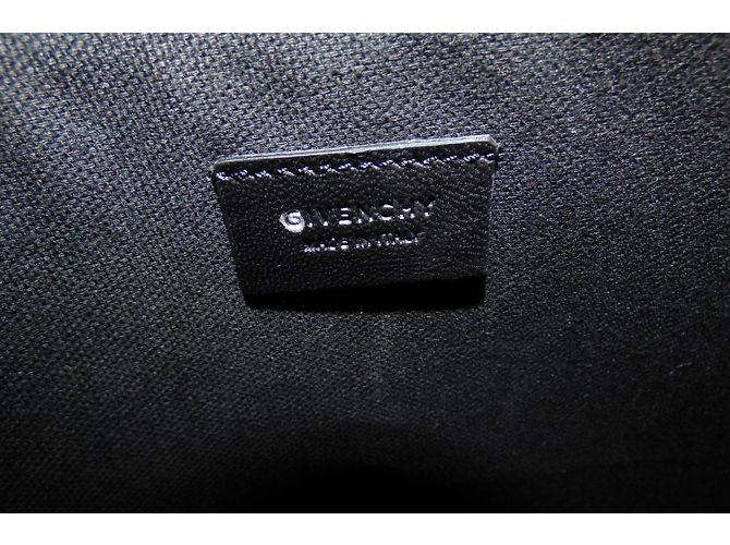 Clutch Givenchy de cuero plata negro y rosa - vista 12