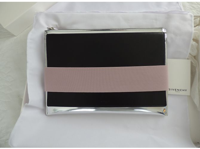 Clutch Givenchy de cuero plata negro y rosa - vista 5