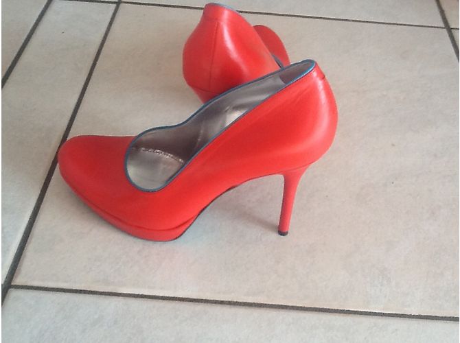 Free Lance Rote Leder Pumps Gr. 36,5 - Ansicht 4
