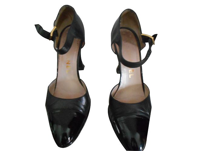 Décolleté Chanel in pelle nera 36 Nero - vista 2