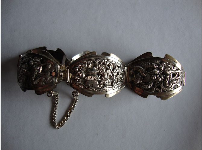 Autre Marque Bracciale in metallo argentato con decorazioni asiatiche Argento - vista 4