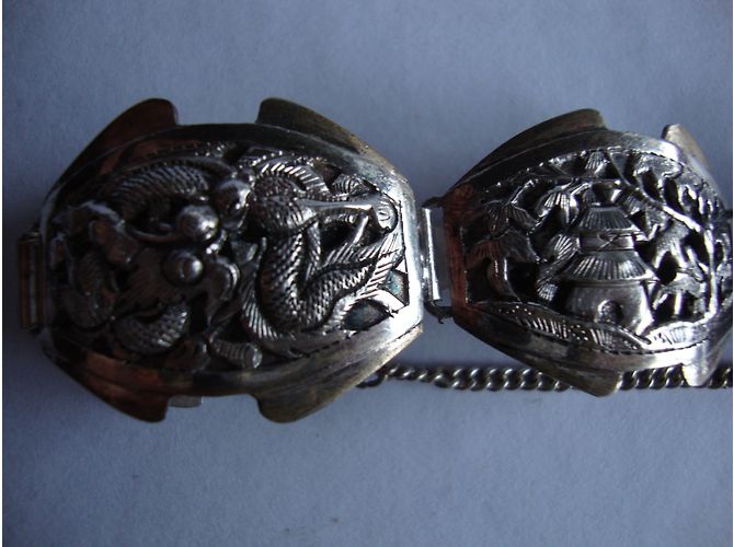 Autre Marque Bracciale in metallo argentato con decorazioni asiatiche Argento - vista 6