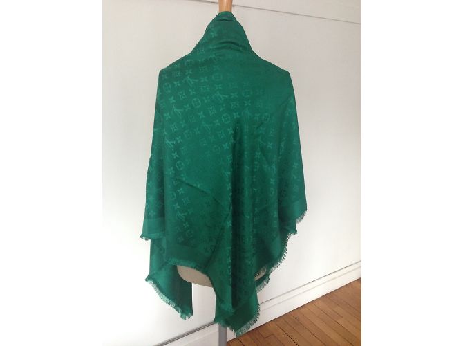 Louis Vuitton Green shawl monogram - view 5