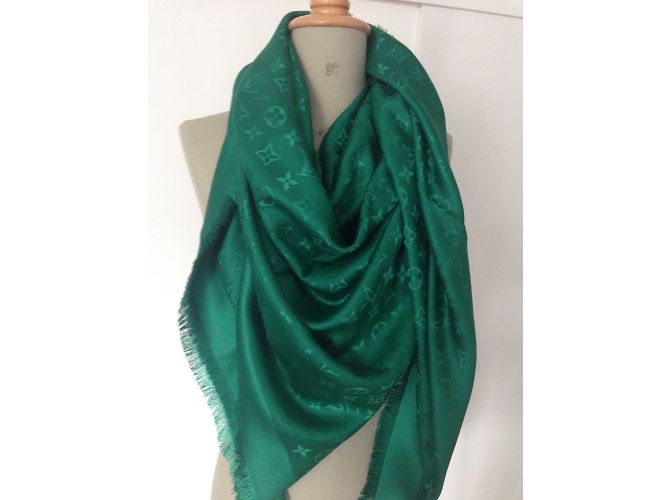 Louis Vuitton Green shawl monogram - view 8